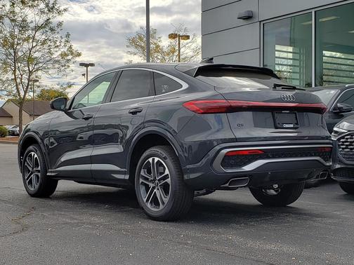 2025 Audi Q5 Sportback Premium Plus