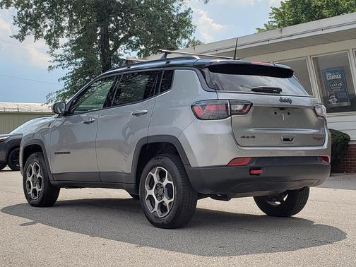 Billet Silver Metallic Clearcoat 2022 Jeep Compass Trailhawk
