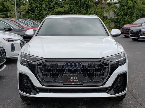 Glacier White Metallic 2026 Audi Q8 55 Premium Plus
