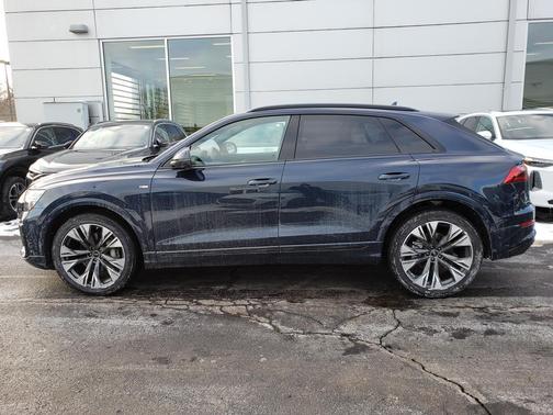 2026 Audi Q8 55 Premium Plus