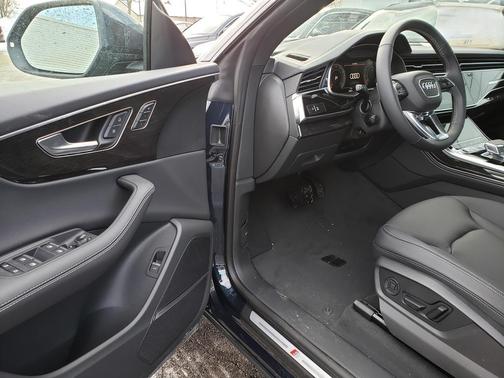 2026 Audi Q8 55 Premium Plus