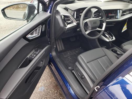 2025 Audi Q4 e-tron Sportback Prestige 55 quattro