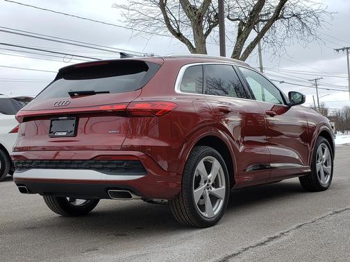 2025 Audi Q5 Prestige TFSI quattro S tronic