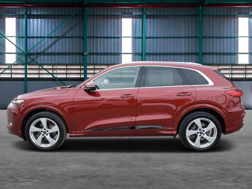 2025 Audi Q5 Prestige TFSI quattro S tronic