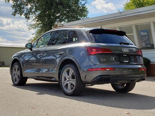 2025 Audi Q5 45 S line Premium