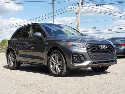 2025 Audi Q5 45 S line Premium