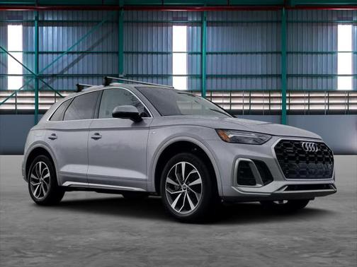 2022 Audi Q5 45 S line Premium