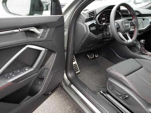 2025 Audi Q3 45 S line Premium Plus