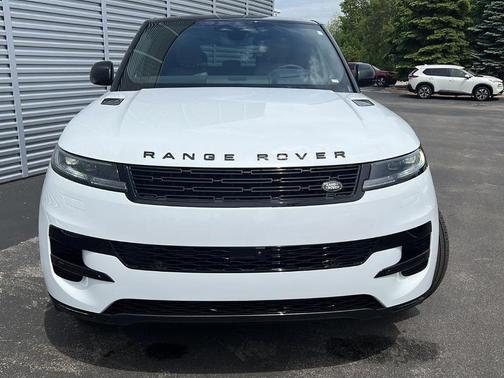 Fuji White 2026 Land Rover Range Rover Sport P360 SE