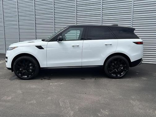 Fuji White 2026 Land Rover Range Rover Sport P360 SE