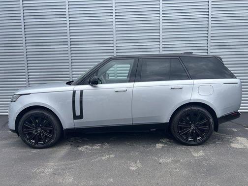 2025 Land Rover Range Rover P550e Autobiography