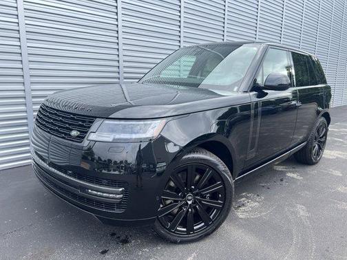 2025 Land Rover Range Rover P550e Autobiography