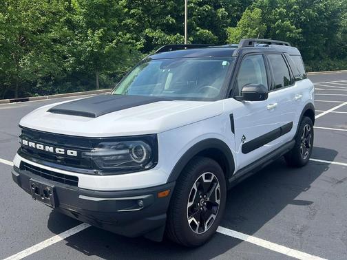 Oxford White 2022 Ford Bronco Sport Outer Banks