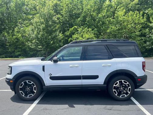 Oxford White 2022 Ford Bronco Sport Outer Banks