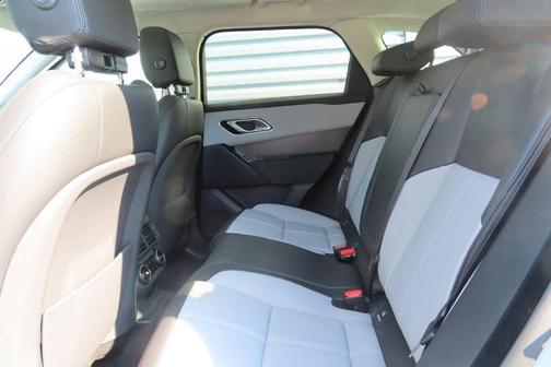 Arroios Grey 2025 Land Rover Range Rover Velar P250 Dynamic SE