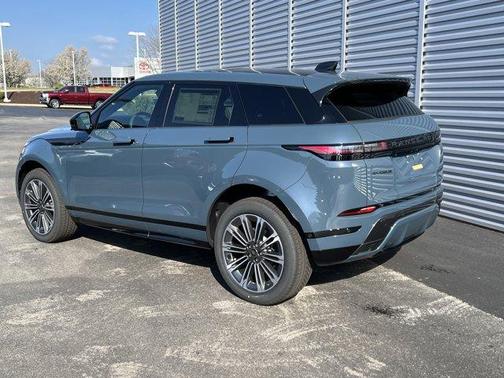 2026 Land Rover Range Rover Evoque Dynamic SE