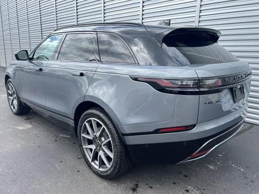 2026 Land Rover Range Rover Velar Dynamic SE