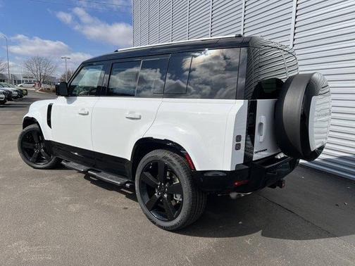 2026 Land Rover Defender P400 X-Dynamic SE