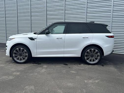 Ostuni Pearl White 2026 Land Rover Range Rover Sport P400 Dynamic SE