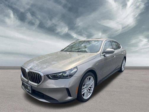 2024 BMW 530 i xDrive