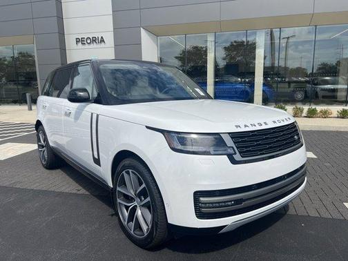 2025 Land Rover Range Rover P400 SE 7 Seat
