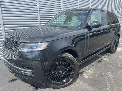 2025 Land Rover Range Rover P530 SE 7 Seat