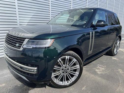 2025 Land Rover Range Rover P530 SE