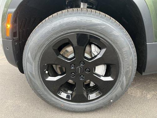 2026 Land Rover Defender 110 S