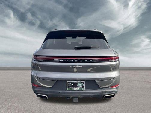 2024 Porsche Cayenne Base