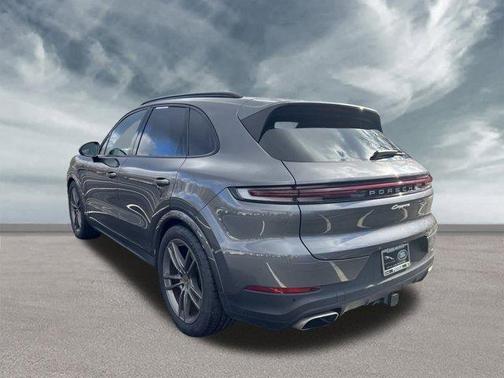 2024 Porsche Cayenne Base
