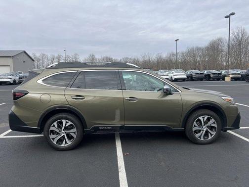 2022 Subaru Outback Touring