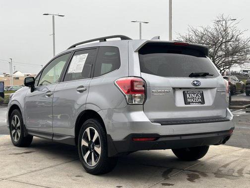 2017 Subaru Forester 2.5i Limited