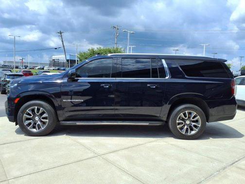 2021 Chevrolet Suburban LT