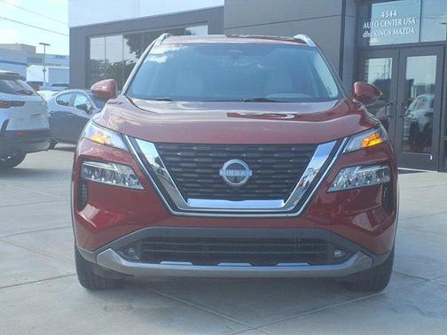 2022 Nissan Rogue SL