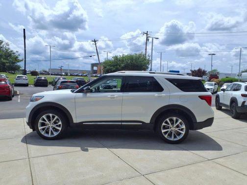 2022 Ford Explorer Platinum
