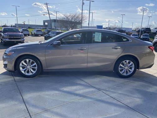 Mineral Gray Metallic 2024 Chevrolet Malibu FWD 1LT