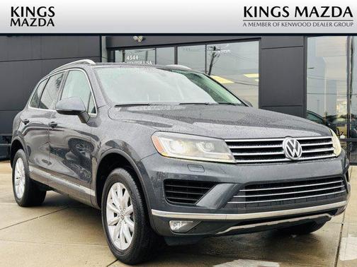 2015 Volkswagen Touareg V6 Sport