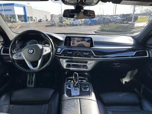 2016 BMW 750 i xDrive