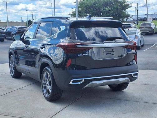 2023 Kia Seltos S