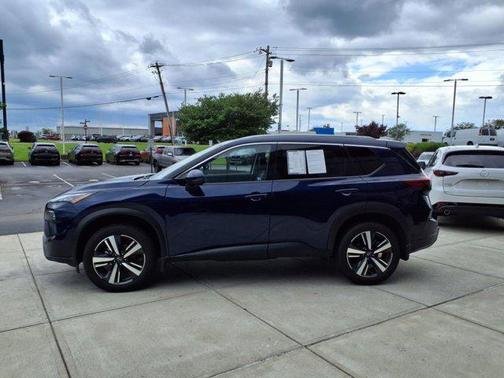 2024 Nissan Rogue SL