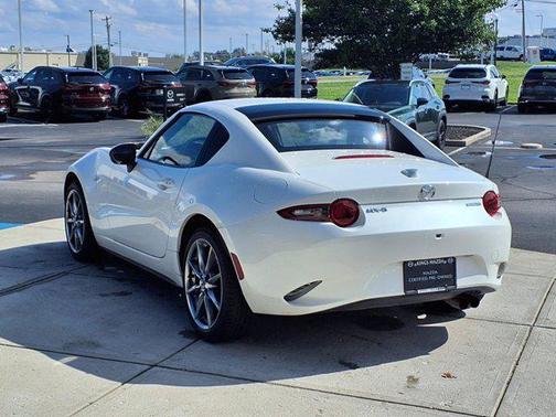 2022 Mazda MX-5 Miata RF Grand Touring