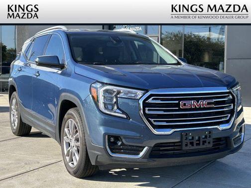 Downpour Metallic 2024 GMC Terrain SLT