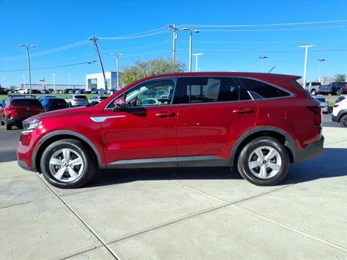 2023 Kia Sorento LX