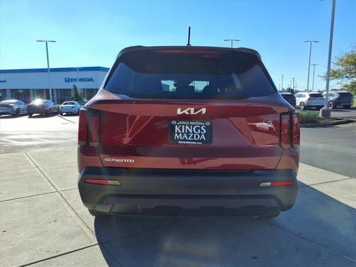 2023 Kia Sorento LX