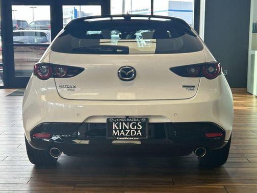 Snowflake White Pearl Mica 2026 Mazda Mazda3 2.5 Turbo AWD