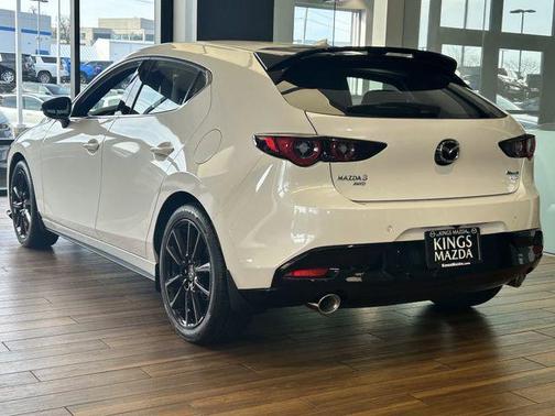 Snowflake White Pearl Mica 2026 Mazda Mazda3 2.5 Turbo AWD