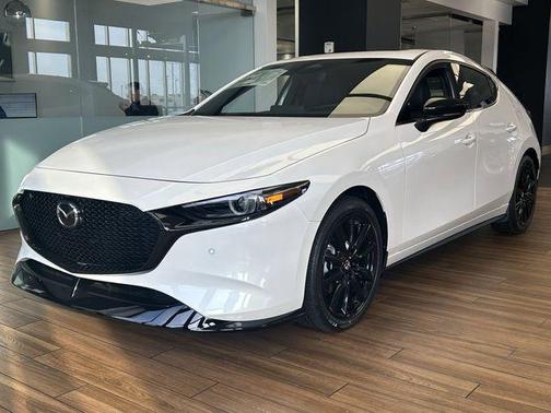 Snowflake White Pearl Mica 2026 Mazda Mazda3 2.5 Turbo AWD
