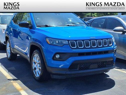 2022 Jeep Compass Latitude Lux