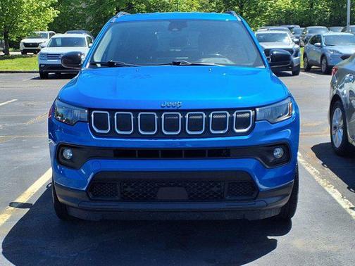 2022 Jeep Compass Latitude Lux