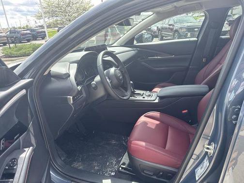 Polymetal Gray Metallic 2026 Mazda CX-30 2.5 S Carbon Edition